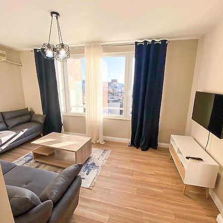 Skyline View 2Br Apartment Тирана Экстерьер фото