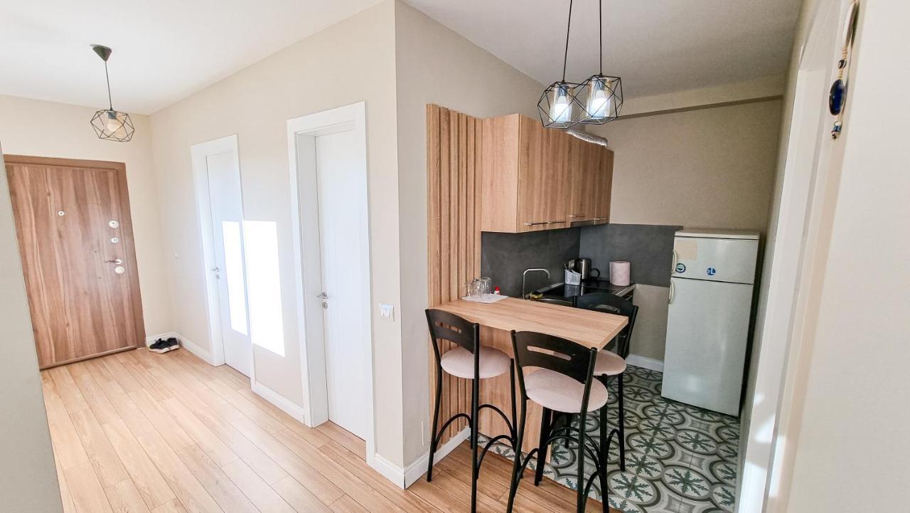 Skyline View 2Br Apartment Тирана Экстерьер фото